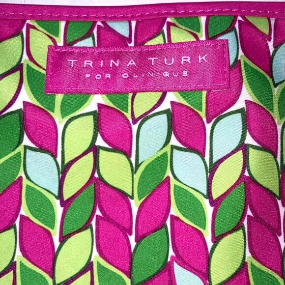 TRINA TURK Clinique Collab Cosmetic Makeup Zipper Travel Bag 10 x 7 x 2.75 in - Picture 2 of 12